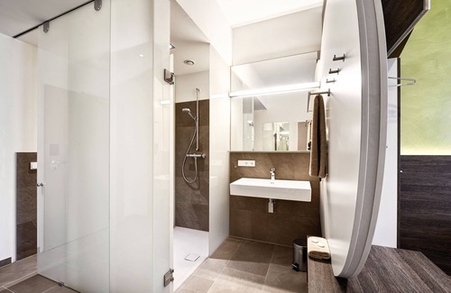 Marchtrenk Hotel | eee Hotel MARCHTRENK