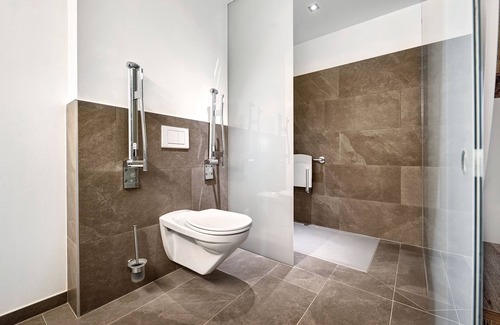 Marchtrenk Hotel | eee Hotel MARCHTRENK