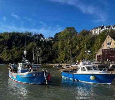 New Quay House | Efail Fach