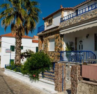 Lesvos Apartment | Efterpi Aggeli