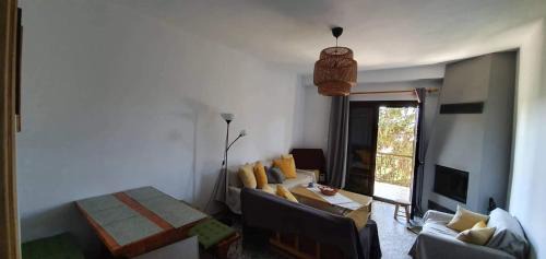 Synikia Mesi Trikalon Apartment | Efthymia's House - Τζάκι & Parking
