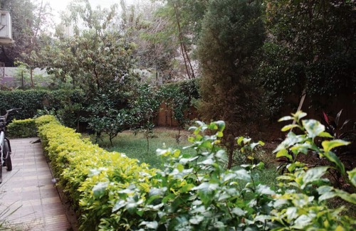 Taqseem Laselky Apartment | Lisianthus Blossom Hideaway 2BR