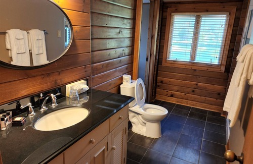 Fenelon Falls Hotel | Eganridge Resort, Golf Club & Spa