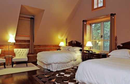 Fenelon Falls Hotel | Eganridge Resort, Golf Club & Spa