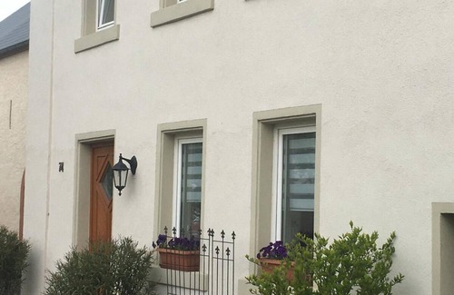 Bergweiler House | Eifel-Moselhaus, your own house, pet-friendly, ideal for many excursions.