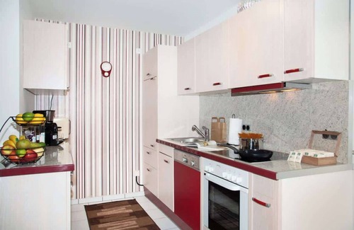 Hoehr-Grenzhausen Condo | Eifelblick am Ring Whirlpool