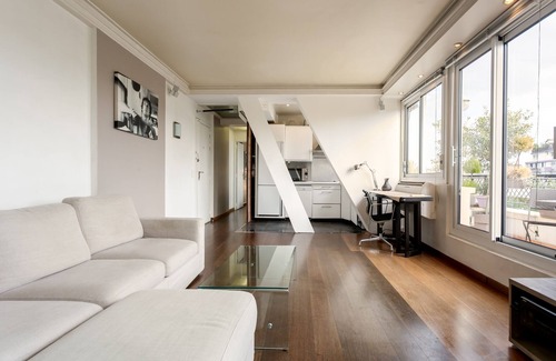 16th Arrondissement Apartment | Eiffel Tower Apartment with Terrace