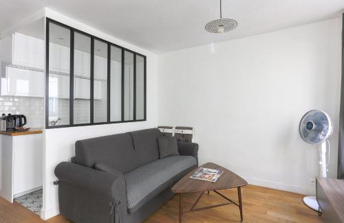 Faubourg Saint-Germain Apartment | Eiffel Tower Royal Apartment