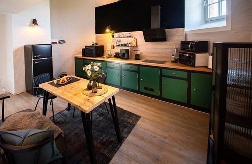 Utscheid House | Eiffel Tower Suite/Water Tower