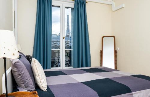 Chaillot Bed & Breakfast | Eiffel Tower view Rose, apartment #2