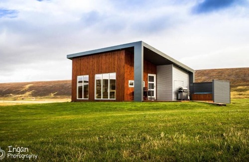 Adaldalur Cottage | Einishus Cottages