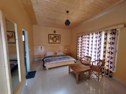 Bhowali Villa | EKO STAY - Oakwood Villa