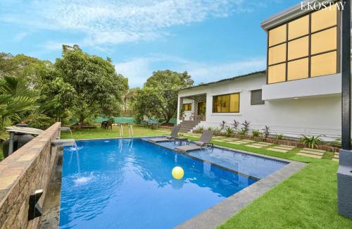 Awas Villa | EKOSTAY - Forestwood Villa