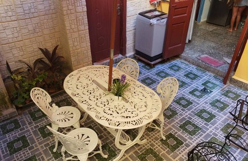 Old Havana Apartment | El Angel