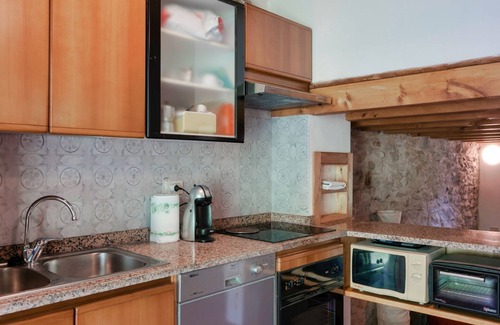 Incudine Apartment | El Bait - Three Bedroom Apartment, Sleeps 8