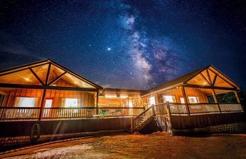 Llano County Cabin | El Castell on the Llano River [Cabins C + D]