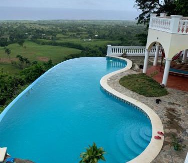 Cabrera House | El Castillo Tropical