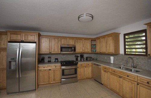 Esperanza House | El Cerro-3 Homes on a Private 30 Acre Estate w/Pool