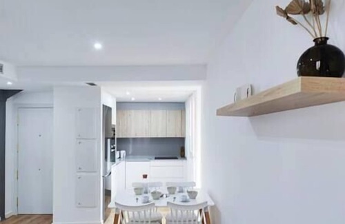 San Pablo Apartment | El Encanto del Casco III