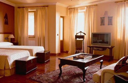 Hoyos del Espino Hotel | El Milano Real