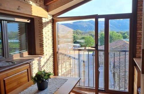 Lozoyuela Apartment | El Mondalindo, Acogedor apartamento mirador