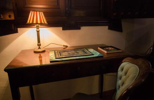 Cazalla De La Sierra House | El Palacio de San Benito