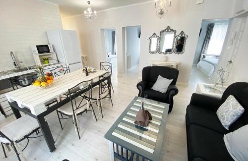 Avila Apartment | El piso del rastro