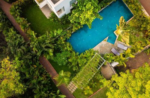 Assagao Apartment | El Rocio Estate 2bhk in Assagao with Common pool, Free Parking,8 min away from Vagator