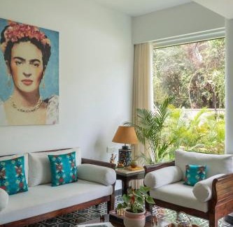 Assagao Apartment | El Rocio Estate 2bhk in Assagao with Common pool, Free Parking,8 min away from Vagator