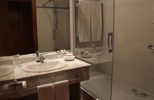 Calderon Hotel | El Tollo Hotel