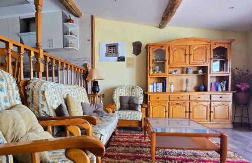Navalmoral de Bejar Apartment | El Triskel de Chumbea, alojamiento excepcional con maravillosas vistas a 5km de Béjar