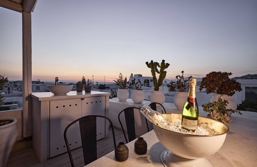 Ano Mera House | Elaia Luxury Suites Mykonos