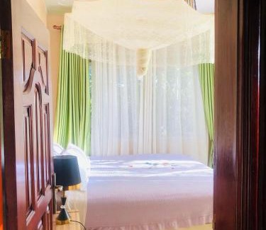 Entebbe House | Elanza Suites Entebbe