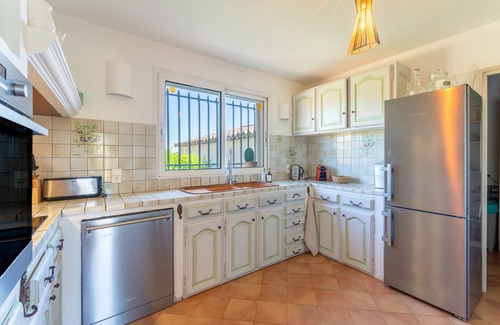 Eygalieres House | Elegance and serenity in the heart of the Alpilles: stay at Mas Lis Amélie in Eygalières
