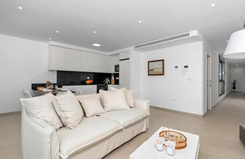 Los Cuarteros Apartment | Elegance Apartment Junogu