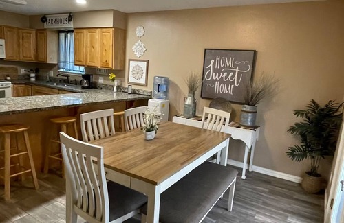 Harlingen House | Elegance Meets Country