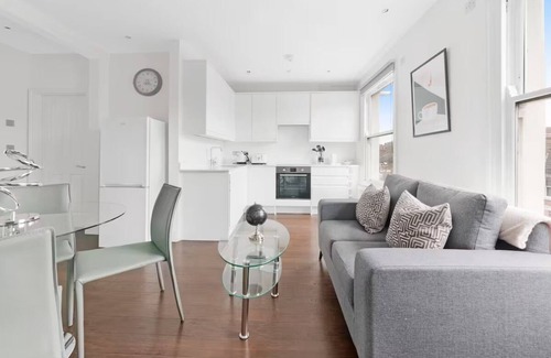 Highbury West Apartment | Elegant 2 BD | Terrace | Arsenal Tube 5' walk