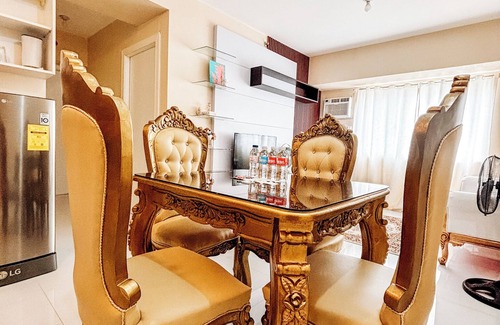 Mandurriao Condo | Elegant 2 Bedrooms With Pool View