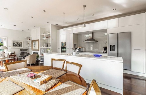 Epsom House | Elegant 3BR Villa with Private Pool
