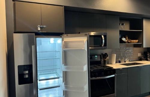 The Flats Apartment | Elegant and modern 2BR/2BA Apartment