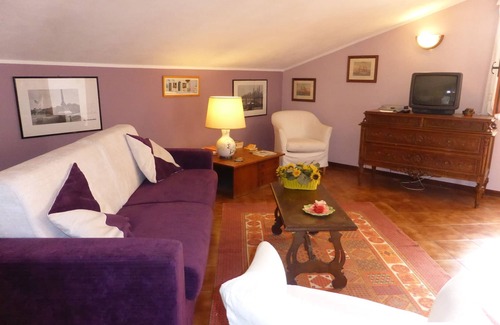 Poggi Apartment | Elegant apartment, breathtaking sea view, garden, terrace, parking
