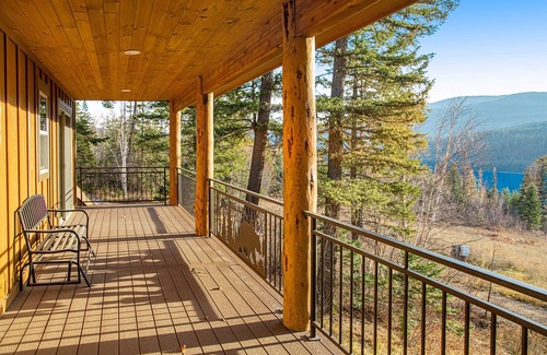 Bigfork House | Elegant cabin with Swan Lake views, 2-story deck & fireplace, near Flathead Lake