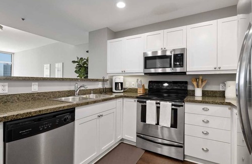 East Village Condo | Elegant Condo with Incredible Ballpark Views