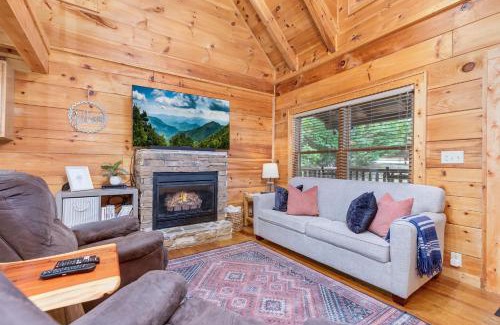 Gatlinburg - Pigeon Forge House | Elegant & Cozy Cabin Near Pigeon Forge
