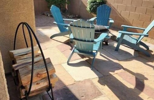 Rancho Vistoso House | Elegant desert getaway. 4 bedroom 2.5 bath. Sleeps 8. Heated pool. Outdoor BBQ.