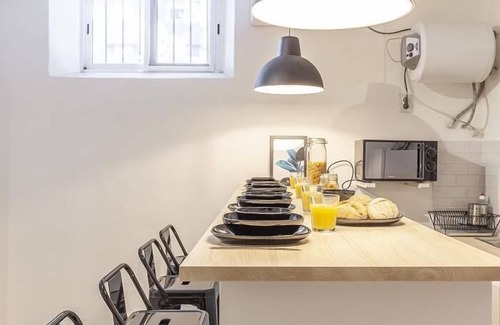 Sur Apartment | ELEGANT DESIGN APARTMENT! 2 BED -SEVILLA- WIFI - 5 PAX