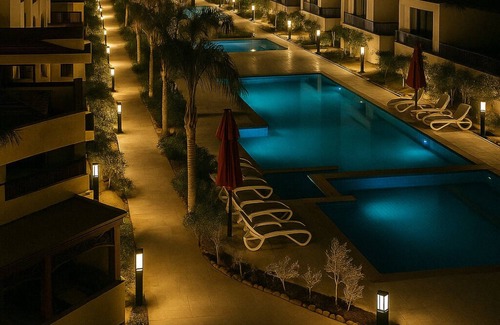 Suez Canal Ski Chalet | Elegant Beachfront Flat