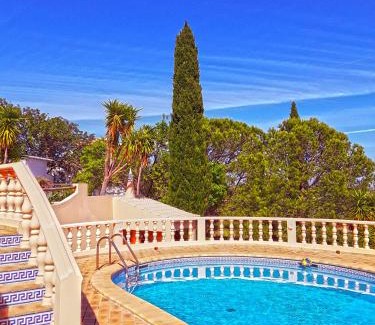 Alfeicao House | Elegant family house in Loulé with private pool