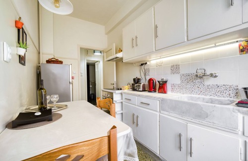 Mets House | Elegant flat at the Top Sightseeing location in Athens in a quiet neighborhood!