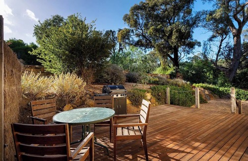 Castlemaine House | Elegant Goldfields Retreat